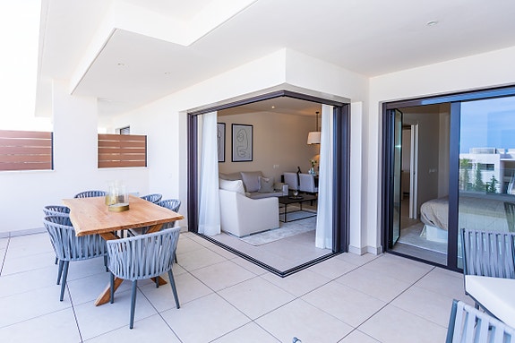 En megler med gode referanser - SPANIA1.no