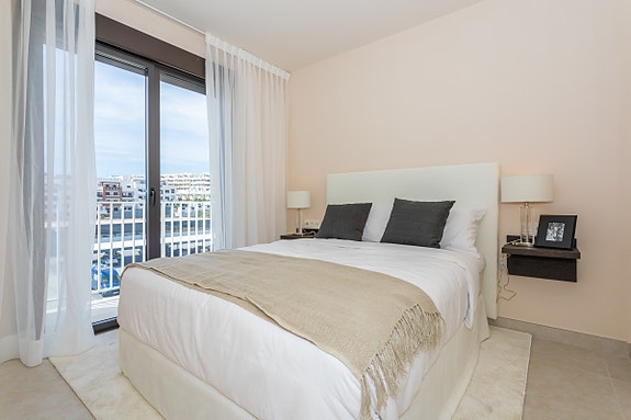 En megler med gode referanser - SPANIA1.no