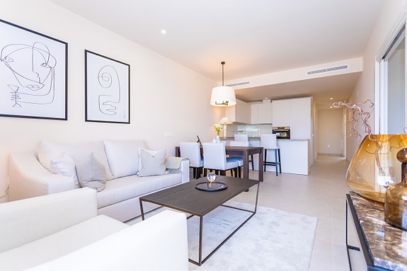 En megler med gode referanser - SPANIA1.no