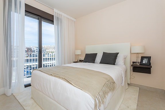 En megler med gode referanser - SPANIA1.no