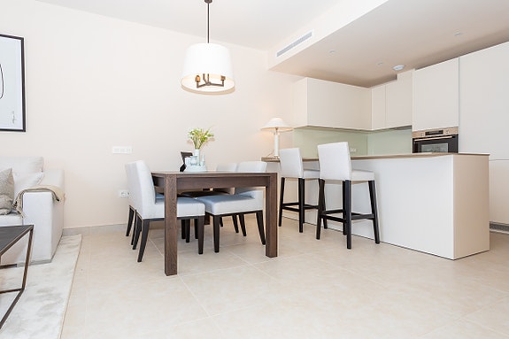 En megler med gode referanser - SPANIA1.no