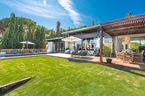 En megler med gode referanser - SPANIA1.no