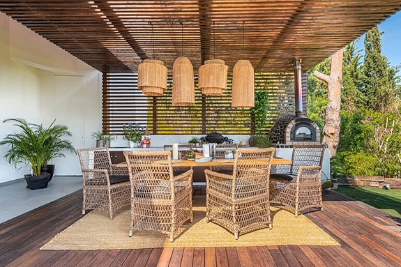 En megler med gode referanser - SPANIA1.no