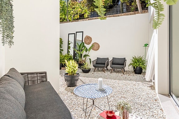 En megler med gode referanser - SPANIA1.no