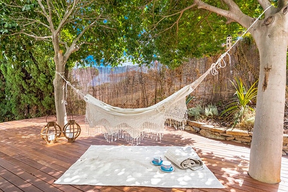 En megler med gode referanser - SPANIA1.no