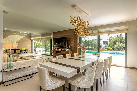 En megler med gode referanser - SPANIA1.no