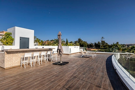 En megler med gode referanser - SPANIA1.no