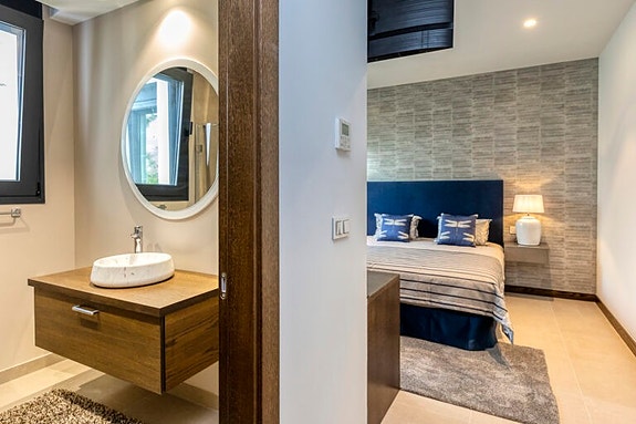 En megler med gode referanser - SPANIA1.no