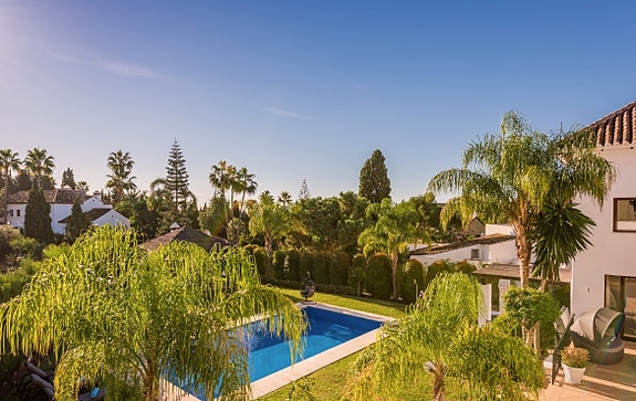 En megler med gode referanser - SPANIA1.no