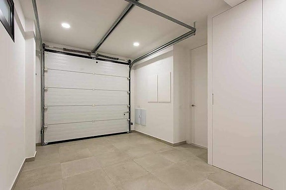 En megler med gode referanser - SPANIA1.no