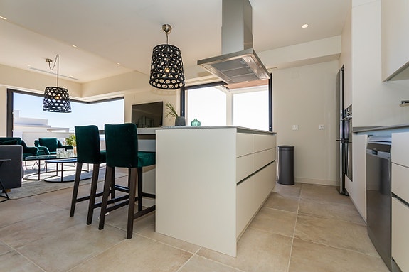 En megler med gode referanser - SPANIA1.no