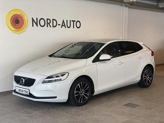 Volvo V40 2.0 D2 120hk/KAMERA/TORS HAMMER/DAB/NAVI/MANUELL 2017, 102 000 km, kr 189 900,-
