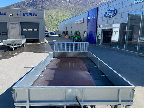 Ifor Williams CT167 vippeplanhenger
