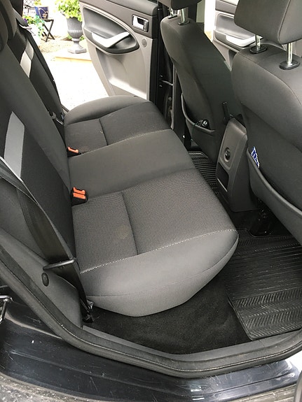 Ford Kuga 5 of 8