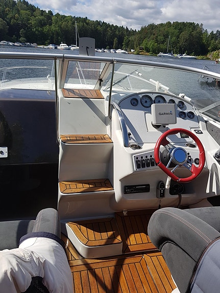 Svært velutstyrt Nidelv 610 sport med mye utstyr 4 of 5