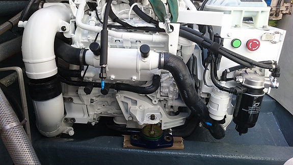 Hyundai SeasAll S270 3 of 5
