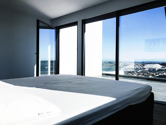 En megler med gode referanser -  SPANIA1.no