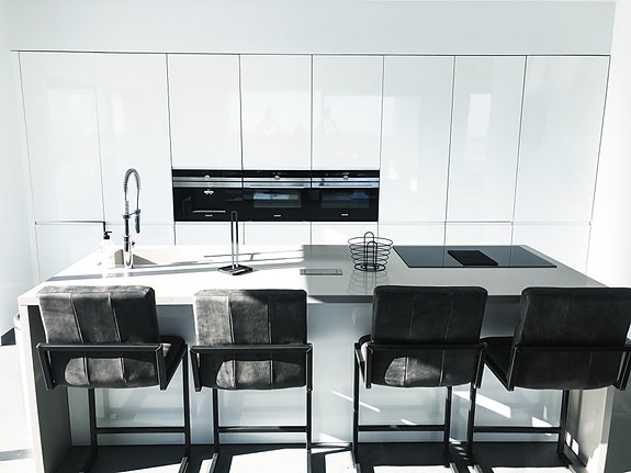 En megler med gode referanser -  SPANIA1.no