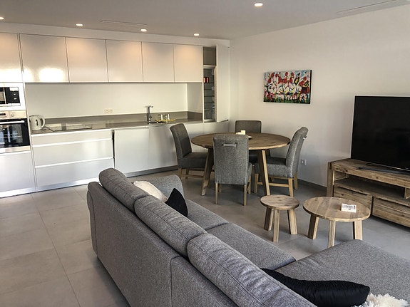 En megler med gode referanser -  SPANIA1.no