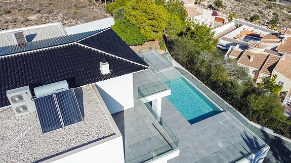 En megler med gode referanser -  SPANIA1.no