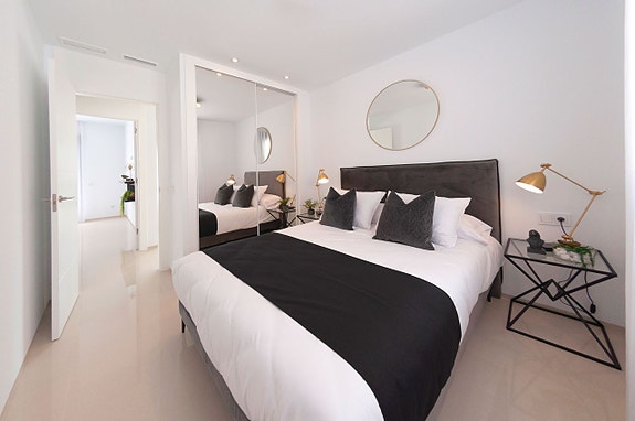 En megler med gode referanser -  SPANIA1.no