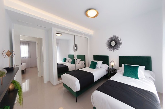 En megler med gode referanser -  SPANIA1.no