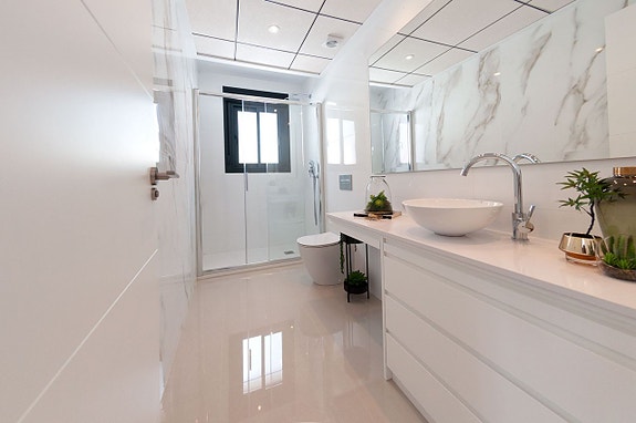 En megler med gode referanser -  SPANIA1.no