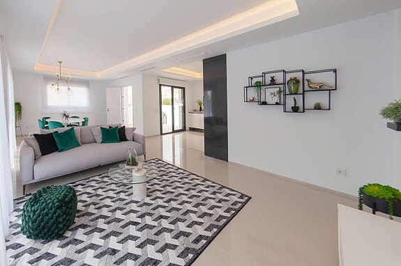 En megler med gode referanser -  SPANIA1.no