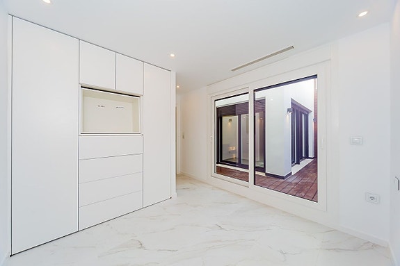 En megler med gode referanser - SPANIA1.no