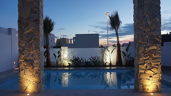 En megler med gode referanser - SPANIA1.no