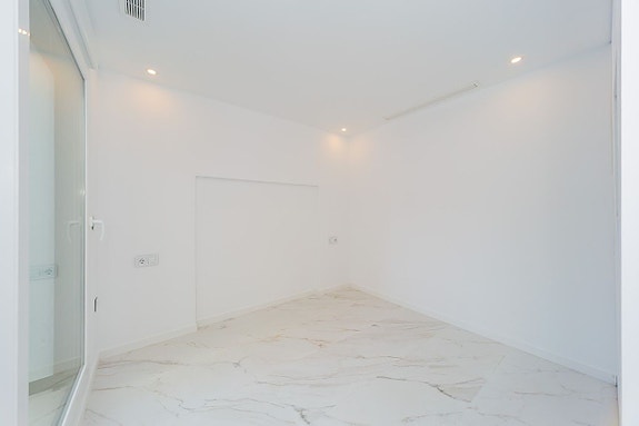 En megler med gode referanser - SPANIA1.no