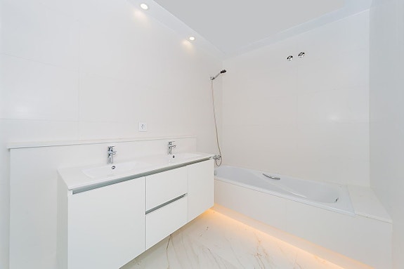 En megler med gode referanser - SPANIA1.no