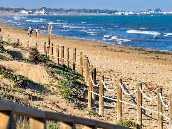 En megler med gode referanser -  SPANIA1.no