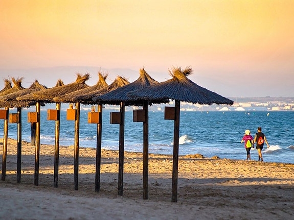 En megler med gode referanser -  SPANIA1.no