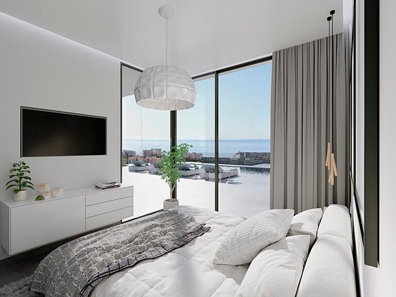 En megler med gode referanser - SPANIA1.no