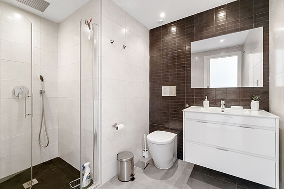 En megler med gode referanser - SPANIA1.no