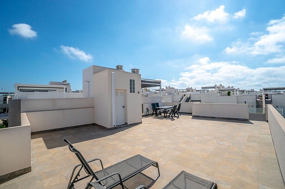 En megler med gode referanser - SPANIA1.no