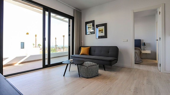 En megler med gode referanser -  SPANIA1.no