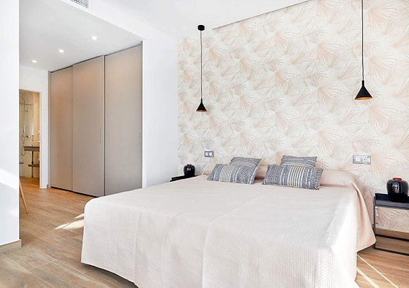 En megler med gode referanser - SPANIA1.no