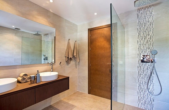 En megler med gode referanser - SPANIA1.no