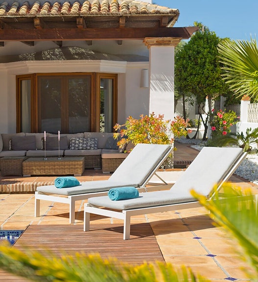 En megler med gode referanser - SPANIA1.no