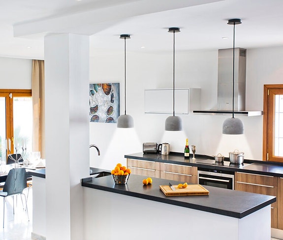 En megler med gode referanser - SPANIA1.no