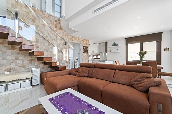 En megler med gode referanser -  SPANIA1.no