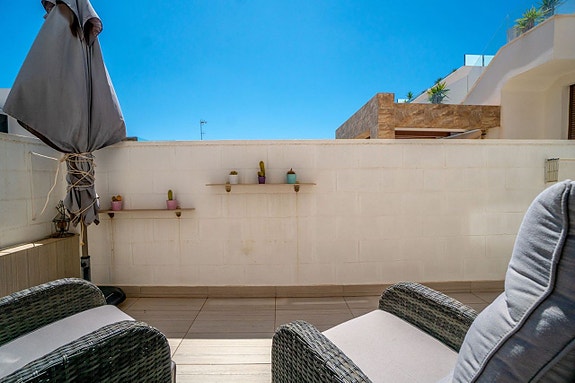 En megler med gode referanser -  SPANIA1.no