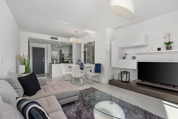 En megler med gode referanser - SPANIA1.no