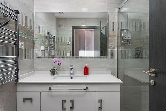 En megler med gode referanser - SPANIA1.no