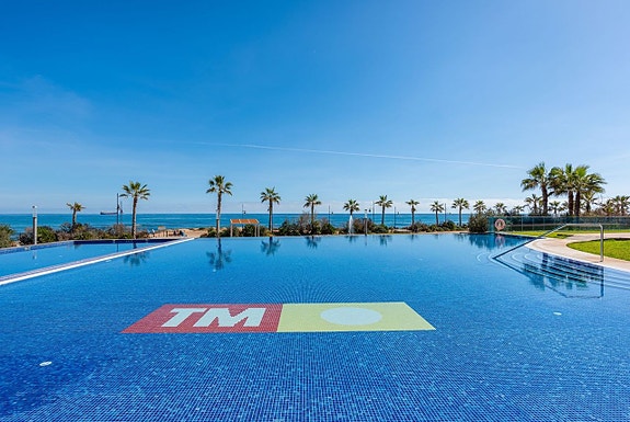 En megler med gode referanser - SPANIA1.no