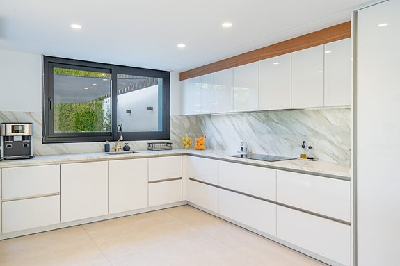 En megler med gode referanser - SPANIA1.no