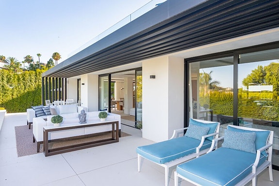 En megler med gode referanser - SPANIA1.no