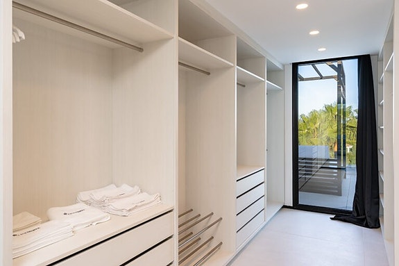 En megler med gode referanser - SPANIA1.no